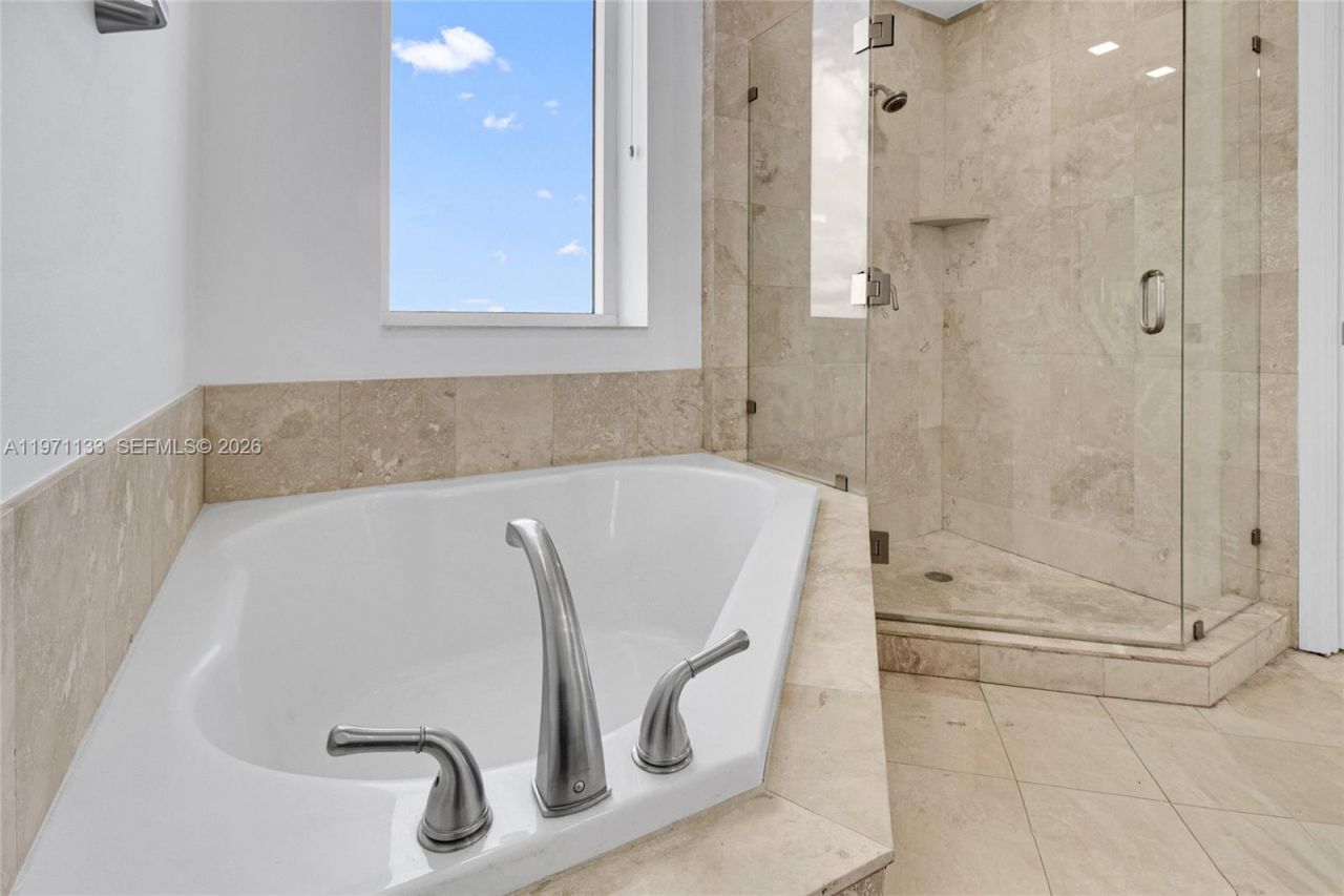 1755 E Hallandale Beach Blvd, Unit PH02E, Hallandale Beach, FL 33009 Photo