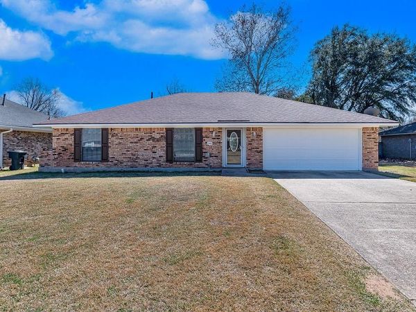 2502 Downs Street, Bossier City, LA 71111