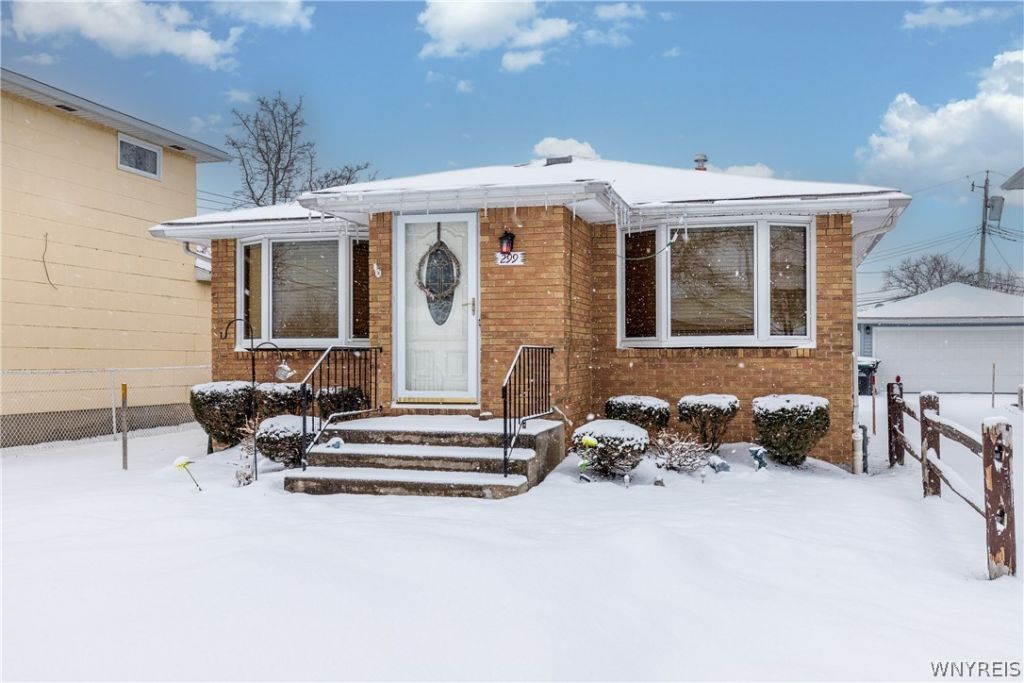 299 Newell Avenue, Tonawanda, NY 14150 Main Photo