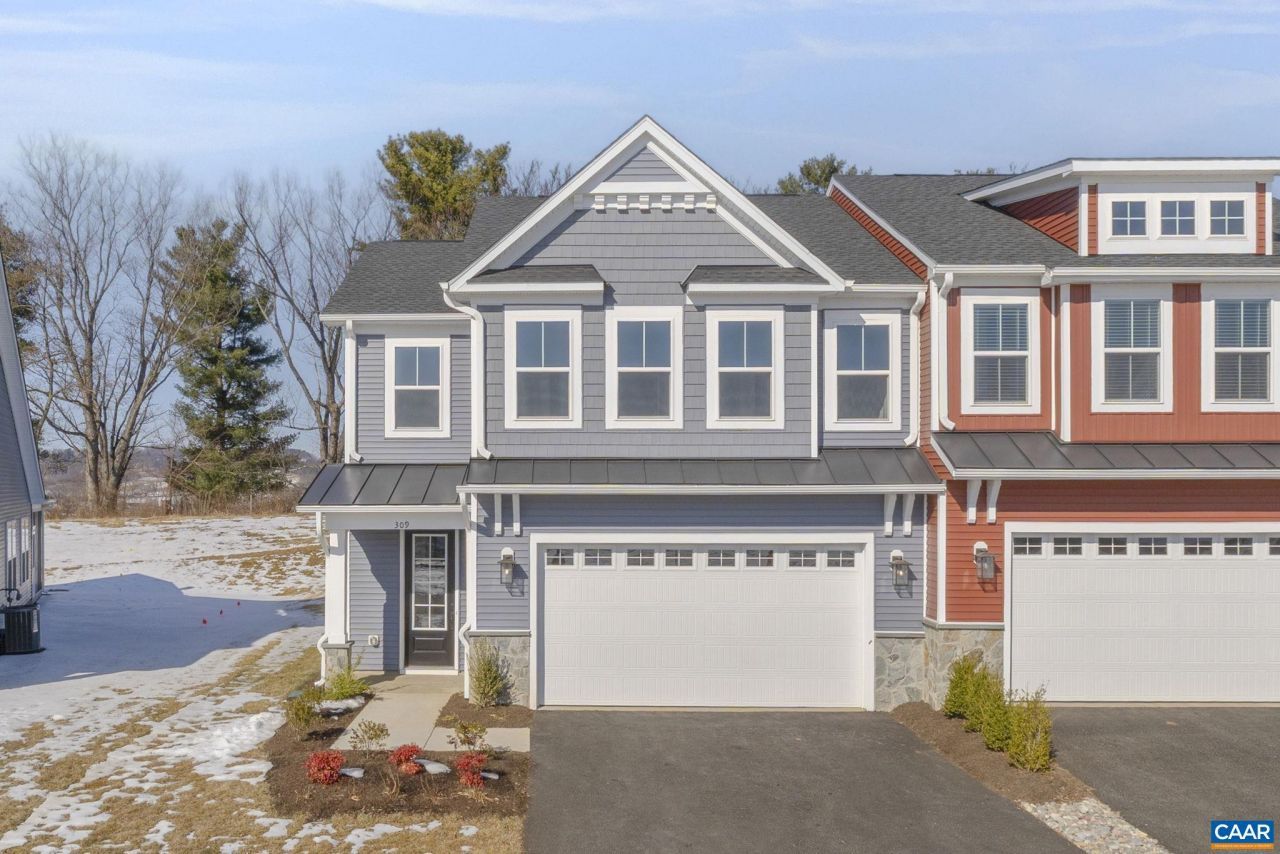 309 Springdale Rd, Waynesboro, VA 22980 Main Photo