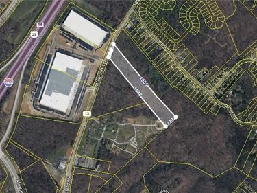 3995 Falcon Parkway, Flowery Branch, GA 30542