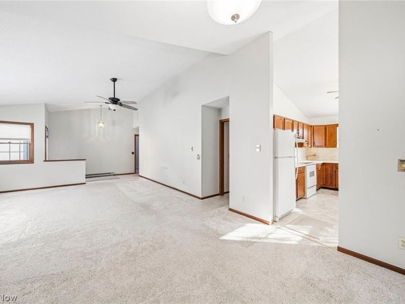 244 S Oval Drive, Chardon, OH 44024 Photo 11