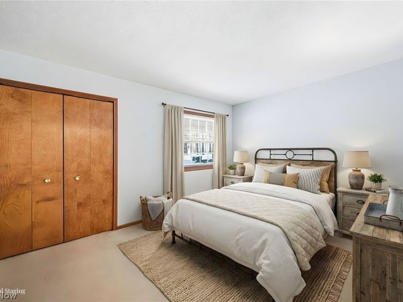 244 S Oval Drive, Chardon, OH 44024 Photo 16