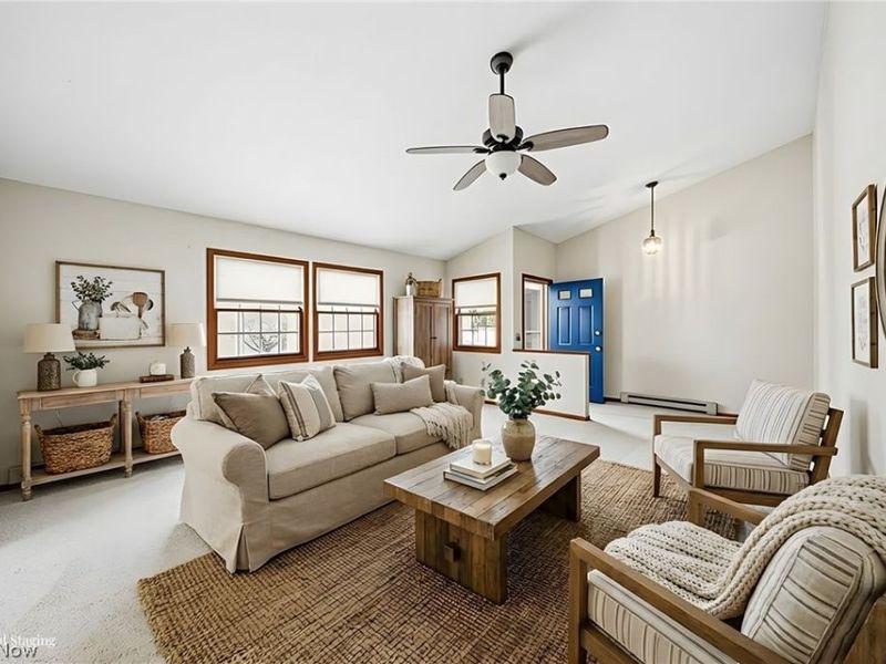 244 S Oval Drive, Chardon, OH 44024 Photo 3