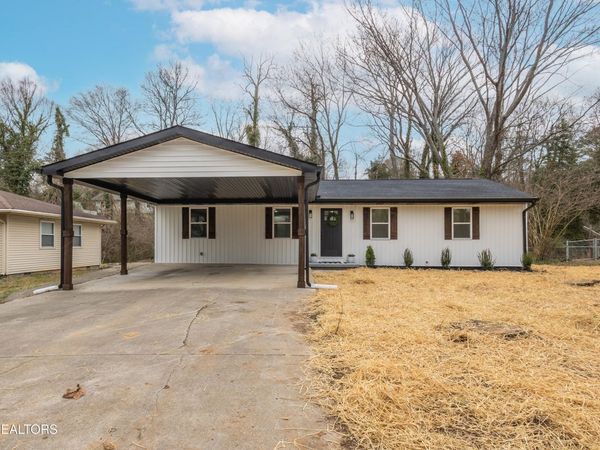 5201 NW Evelyn Drive, Knoxville, TN 37909