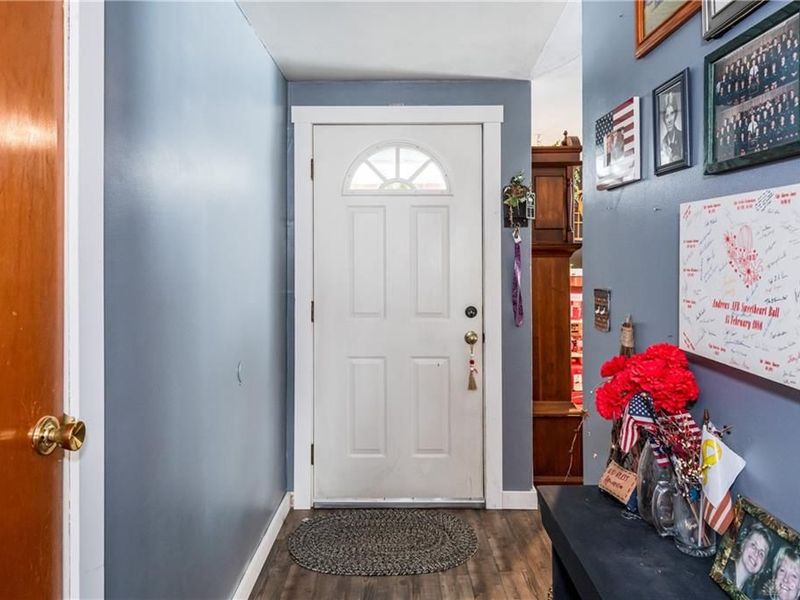 7356 Natoma Place, Dayton, OH 45424 Photo 2