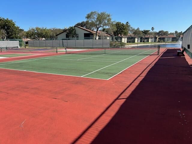 10415 S Circle Lake Drive, Unit 201, Boynton Beach, FL 33437 Photo