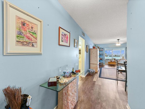 1114 Lake Terrace, Unit 212, Boynton Beach, FL 33426