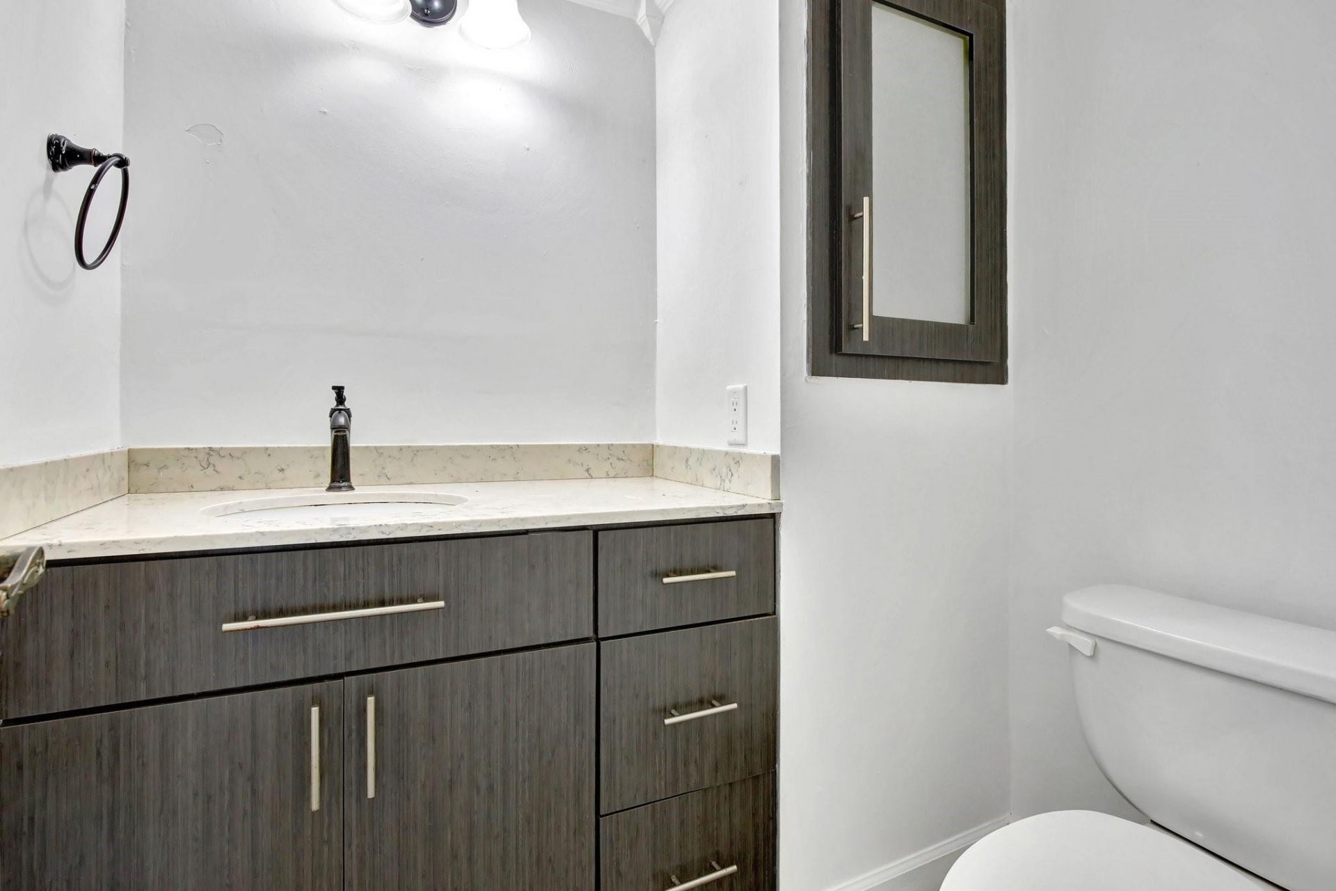 9400 N Hollybrook Lake Drive, Unit 105, Pembroke Pines, FL 33025 Photo