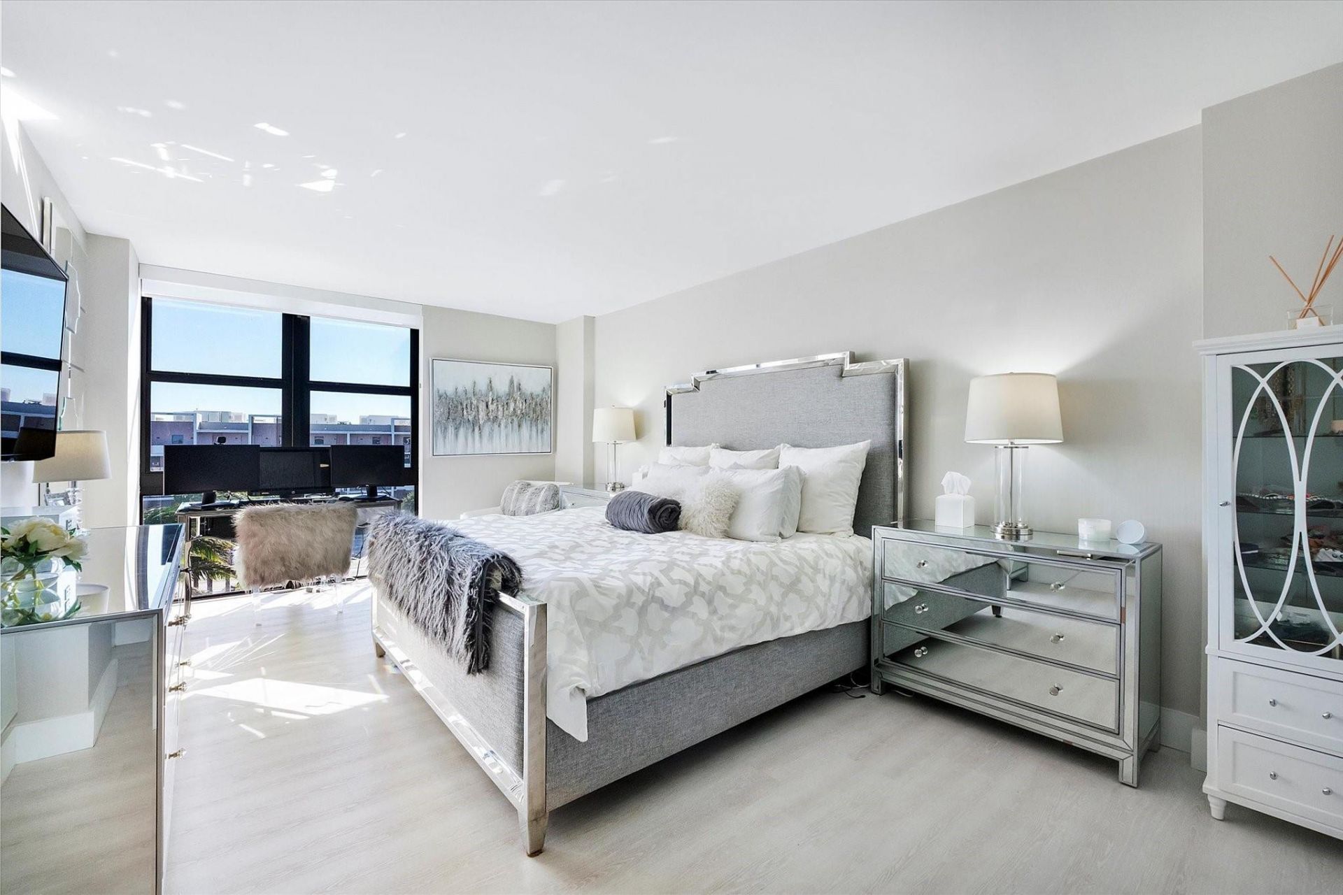 3031 N Ocean Boulevard, Unit 606, Fort Lauderdale, FL 33308 Photo