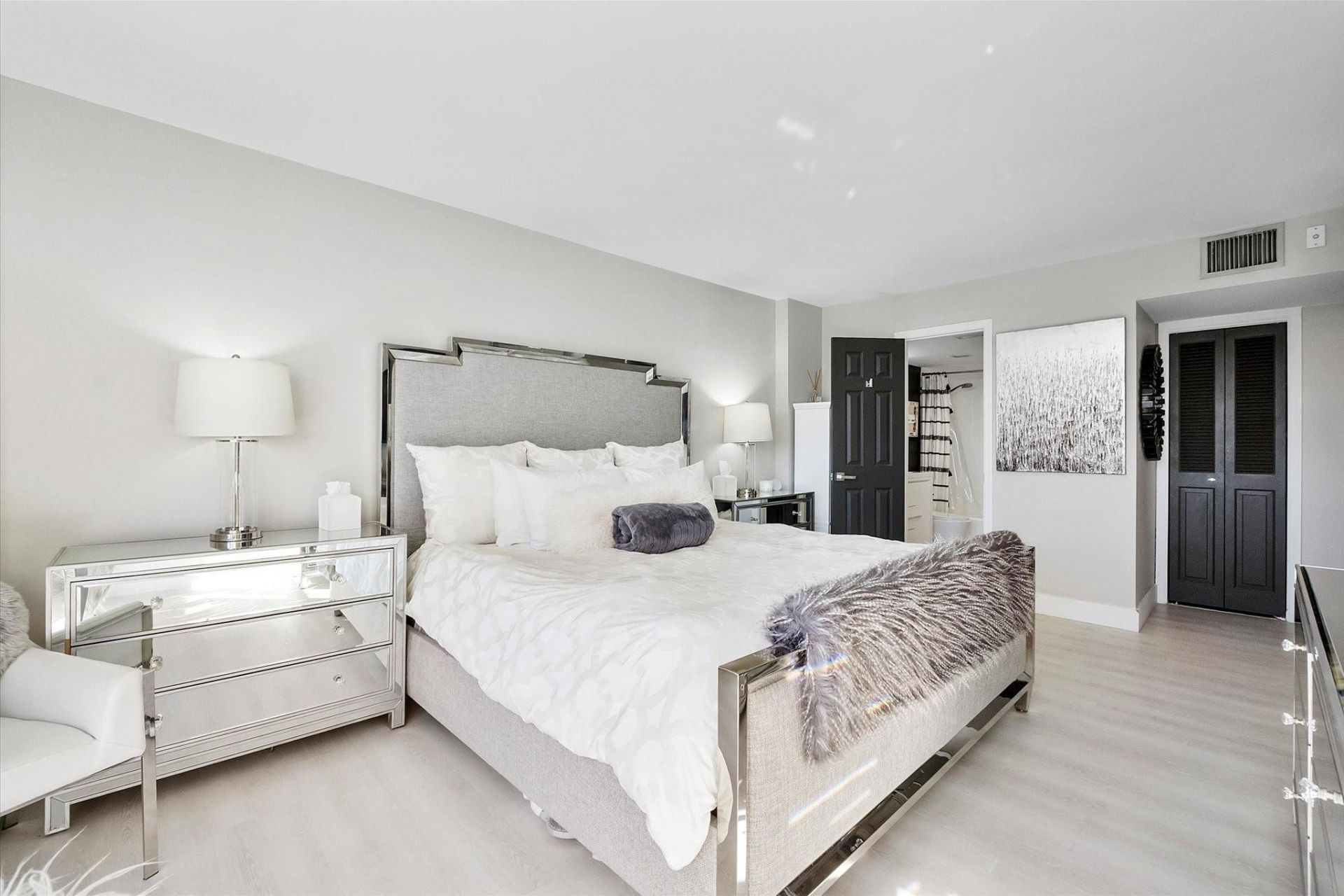 3031 N Ocean Boulevard, Unit 606, Fort Lauderdale, FL 33308 Photo