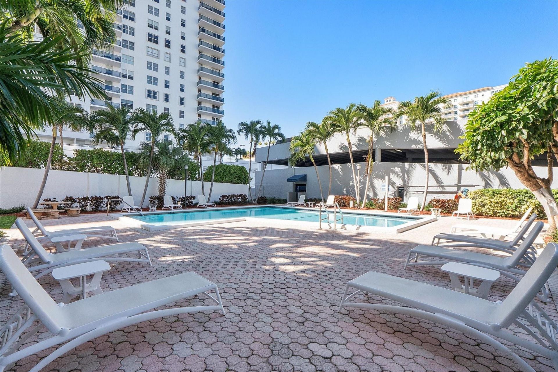 3031 N Ocean Boulevard, Unit 606, Fort Lauderdale, FL 33308 Photo