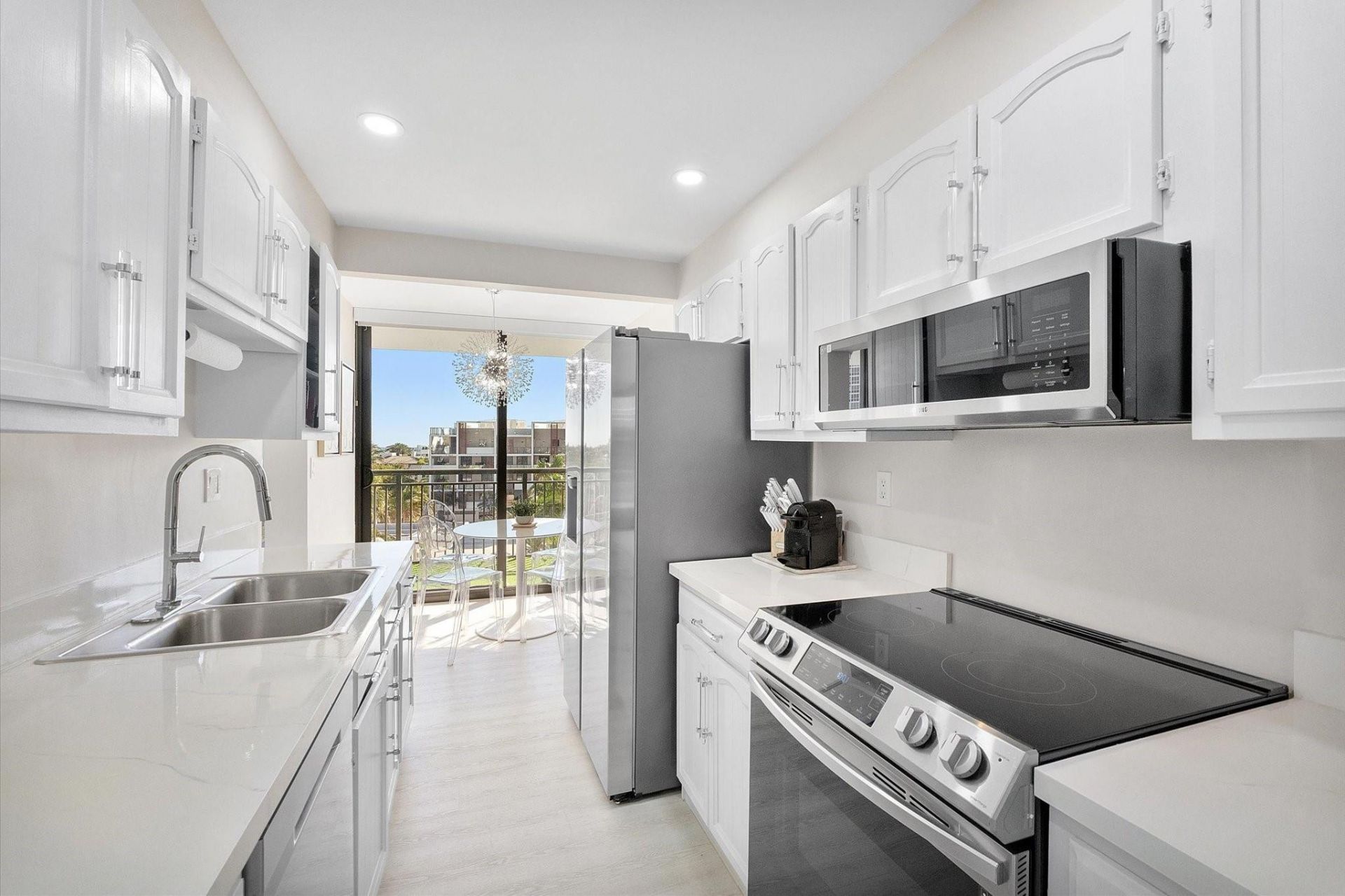 3031 N Ocean Boulevard, Unit 606, Fort Lauderdale, FL 33308 Photo