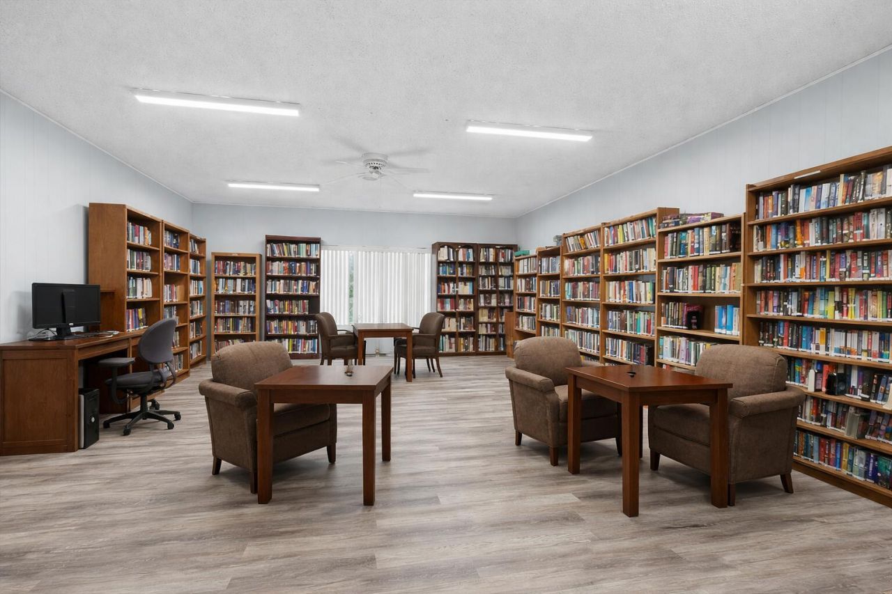 7610 NW 18th Street, Unit 305, Margate, FL 33063 Photo