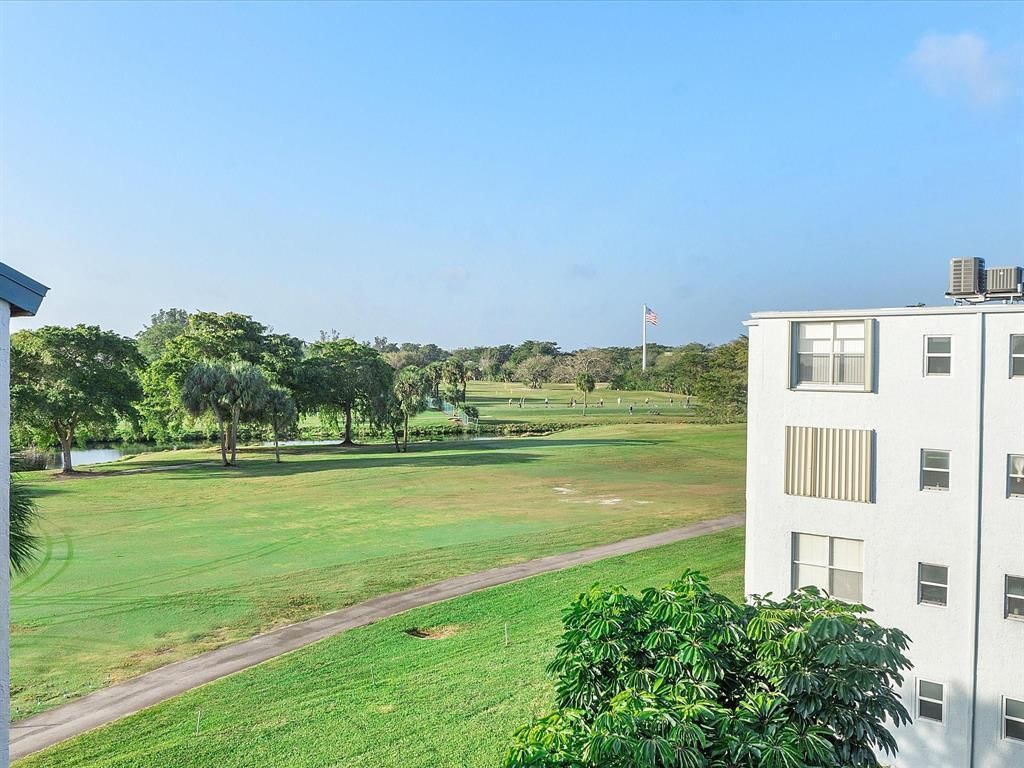 7610 NW 18th Street, Unit 305, Margate, FL 33063 Photo