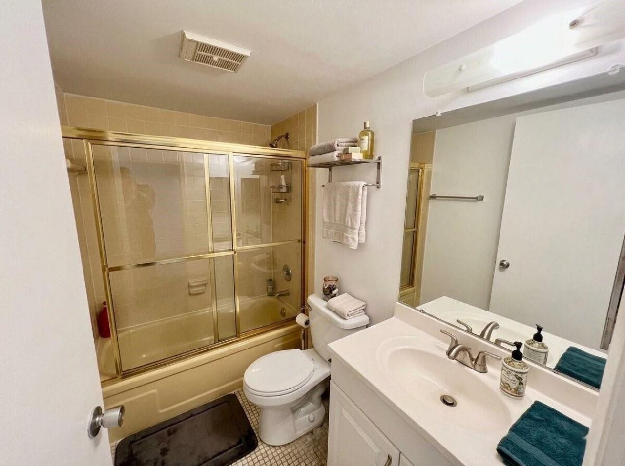 7610 NW 18th Street, Unit 305, Margate, FL 33063 Photo