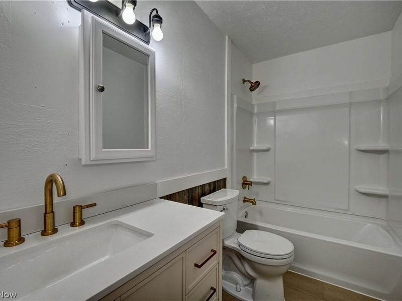 362 Jettie Avenue NE, Canton, OH 44730 Photo 15