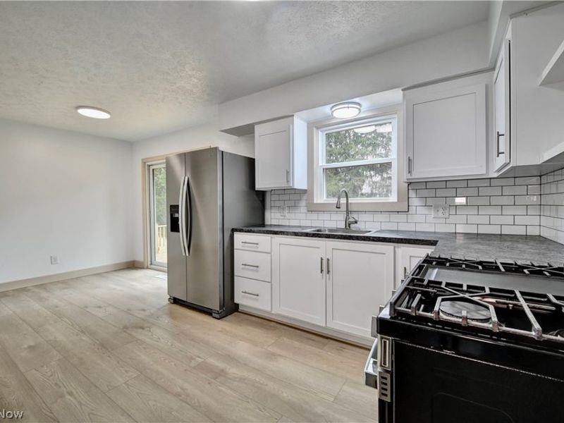 362 Jettie Avenue NE, Canton, OH 44730 Photo 8