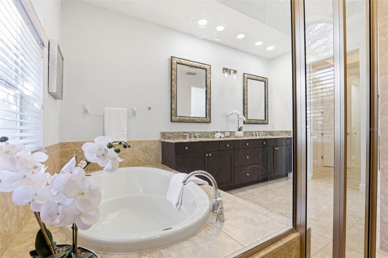 20107 Oak Alley Drive, Tampa, FL 33647 Photo