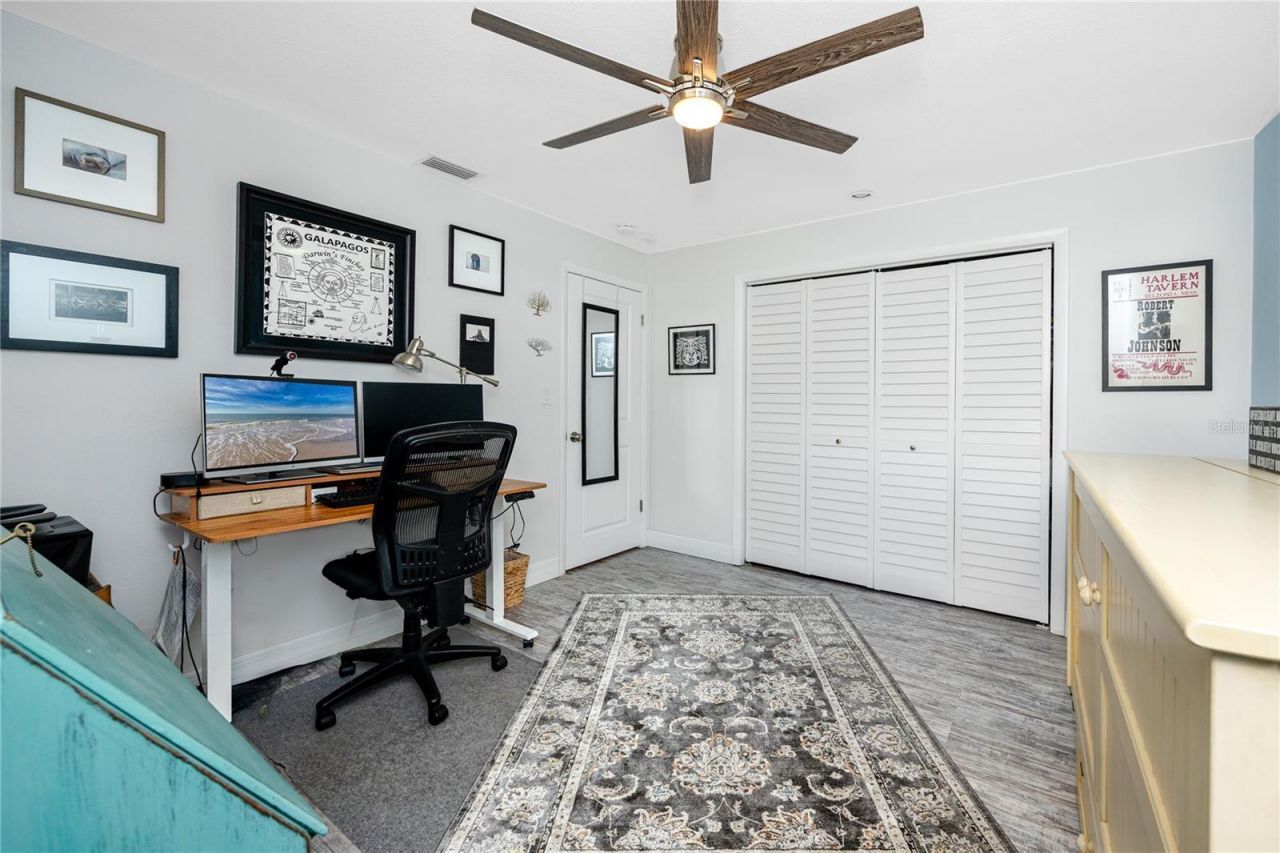 6911 121st Street, Seminole, FL 33772 Photo