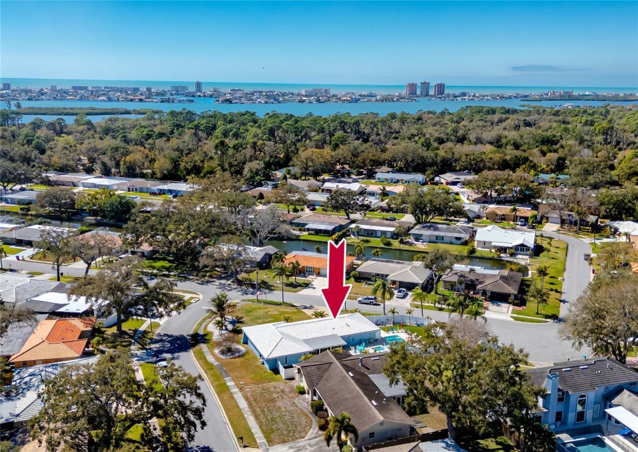 6911 121st Street, Seminole, FL 33772 Photo