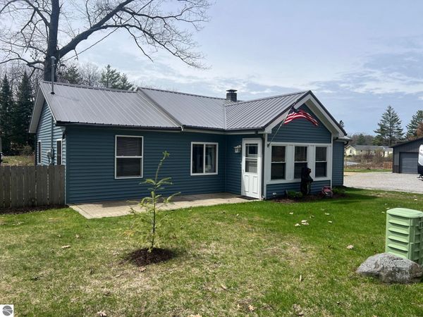 1444 Bungo Trail, Harrison, MI 48625