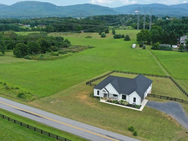 643 CATTLE SCALES RD, WAYNESBORO, VA 22980