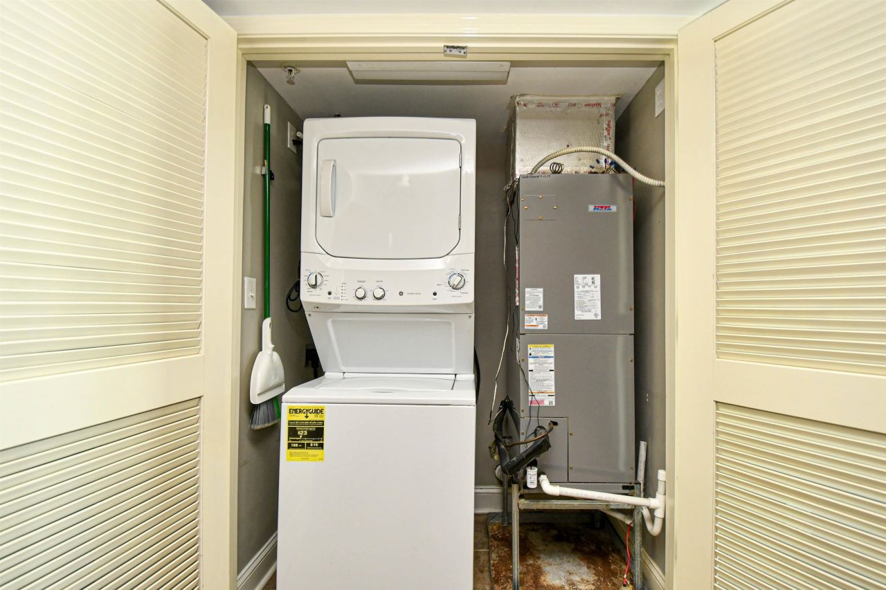 1321 S Ocean Blvd. Photo 28