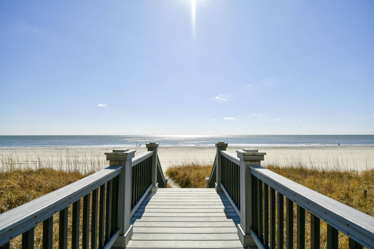 1321 S Ocean Blvd. Photo 39