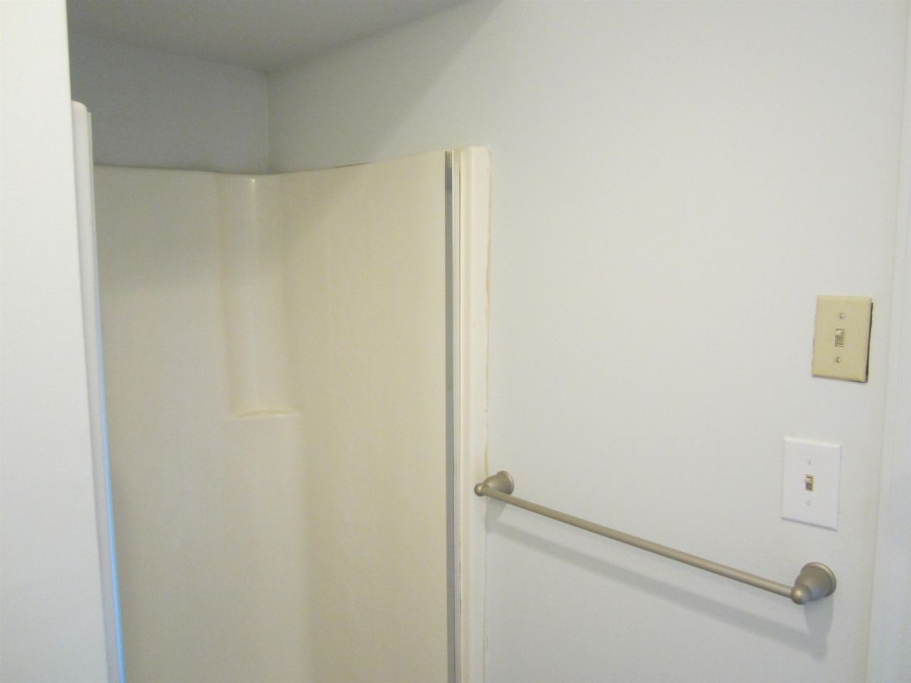 9501 Shore Dr. Photo 24