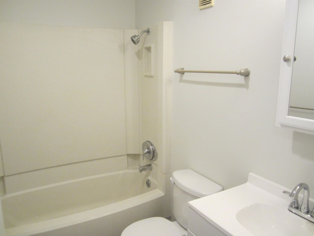 9501 Shore Dr. Photo 26