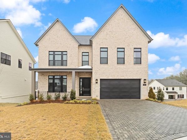 849 N MANCHESTER ST, ARLINGTON, VA 22205