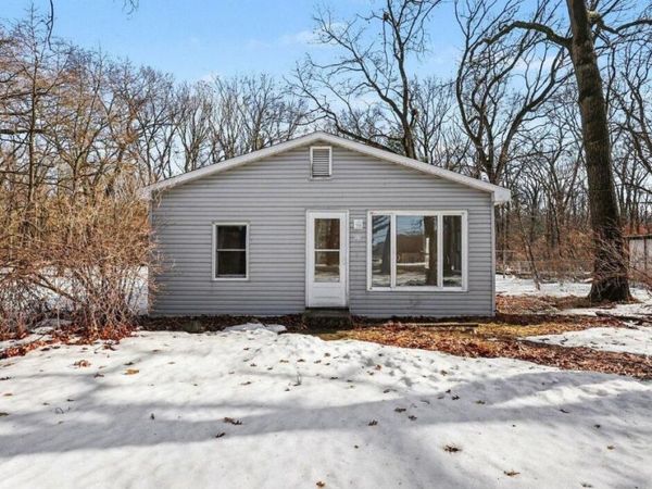 54 S Sheridan Drive, Muskegon, MI 49442