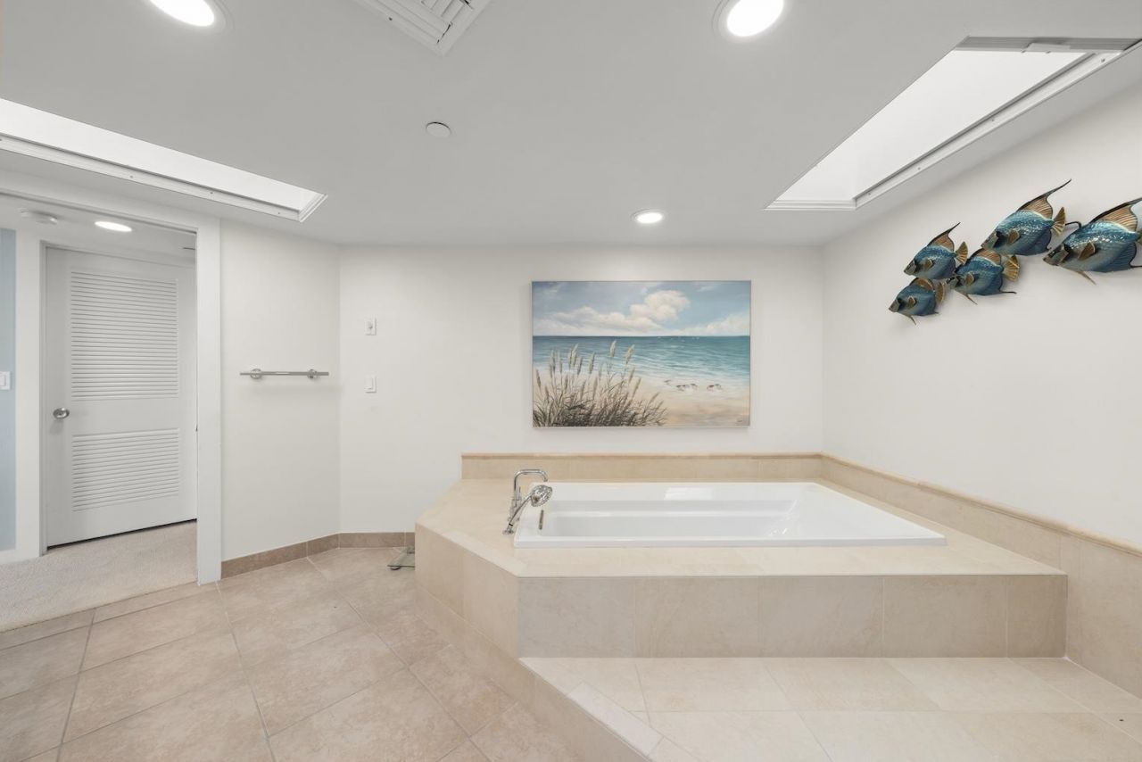 1602 Lands End Village, Unit 1602, Captiva, FL 33924 Photo