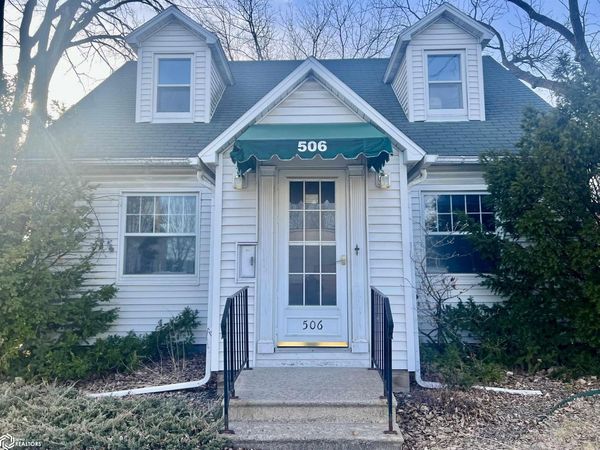 506 N 4Th Street, Fairfield, IA 52556
