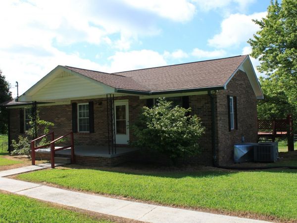 6923 Old Mill Hill Rd , Dowelltown, TN 37059