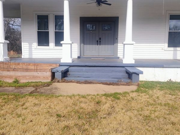 200 E College St, Saulsbury, TN 38067