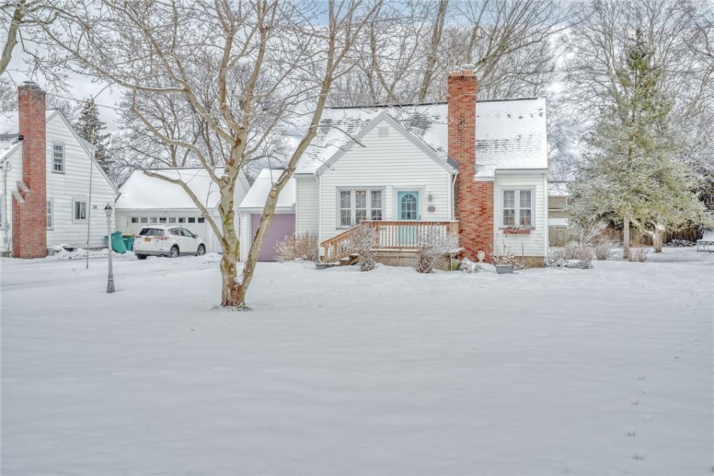 60 Daytona Avenue, Webster, NY 14580 Main Photo