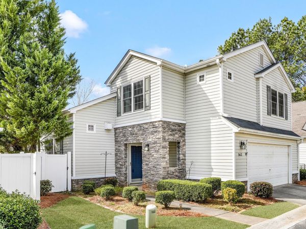 562 Windcroft Circle NW, Acworth, GA 30101