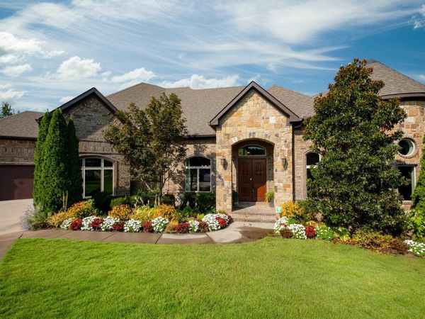 11 Highfield Cove, Little Rock, AR 72211