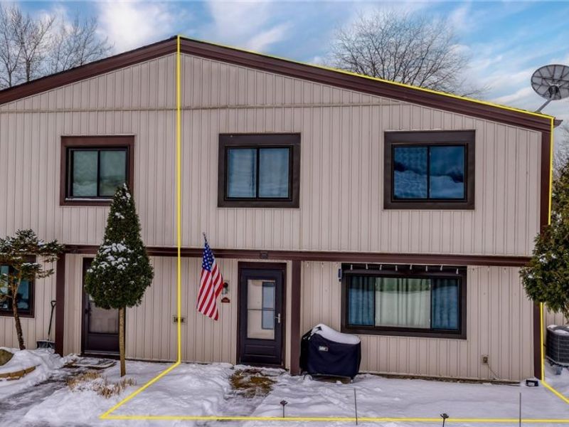 11686 Clubhouse Drive, North Royalton, OH 44133 Photo 4