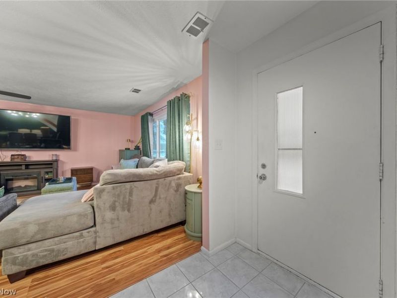 11686 Clubhouse Drive, North Royalton, OH 44133 Photo 6