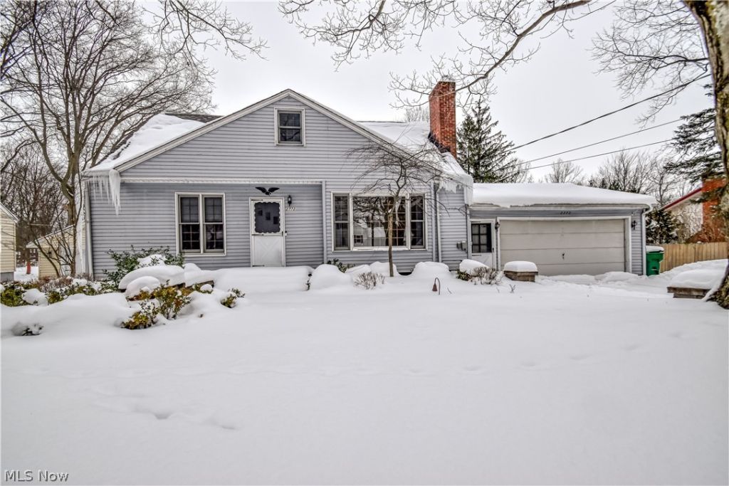 2772 Oak Street, Willoughby Hills, OH 44094 Main Photo
