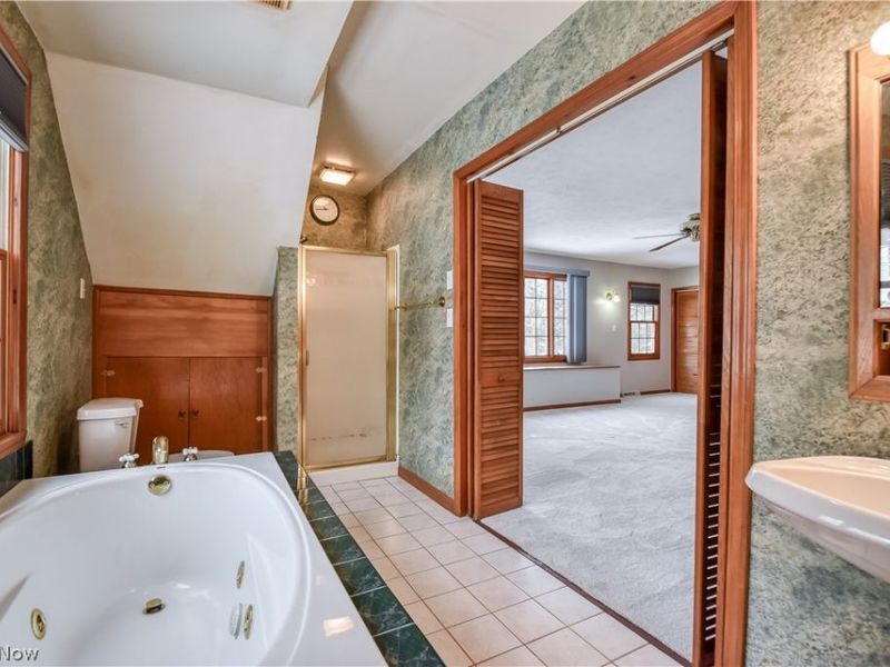 2772 Oak Street, Willoughby Hills, OH 44094 Photo 14