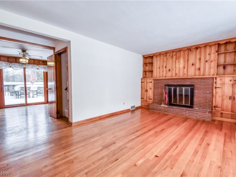 2772 Oak Street, Willoughby Hills, OH 44094 Photo 5