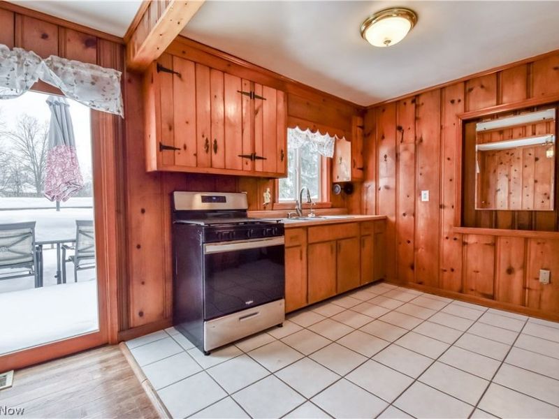 2772 Oak Street, Willoughby Hills, OH 44094 Photo 8