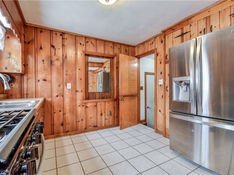 2772 Oak Street, Willoughby Hills, OH 44094 Photo 9