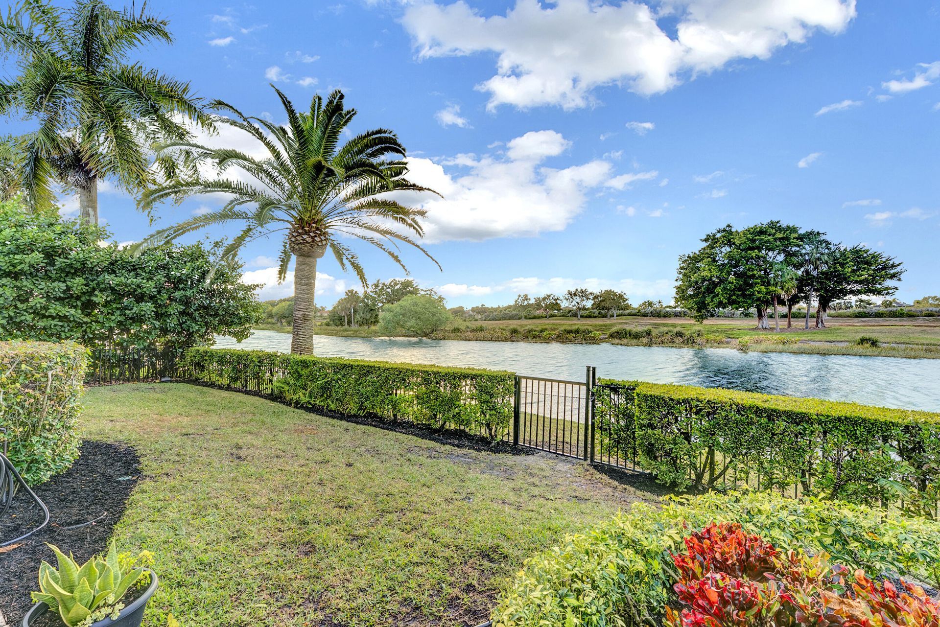 6261 NW 120th Drive, Coral Springs, FL 33076 Photo