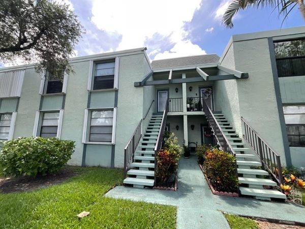 7341 NW 18th St, Unit 205, Margate, FL 33063