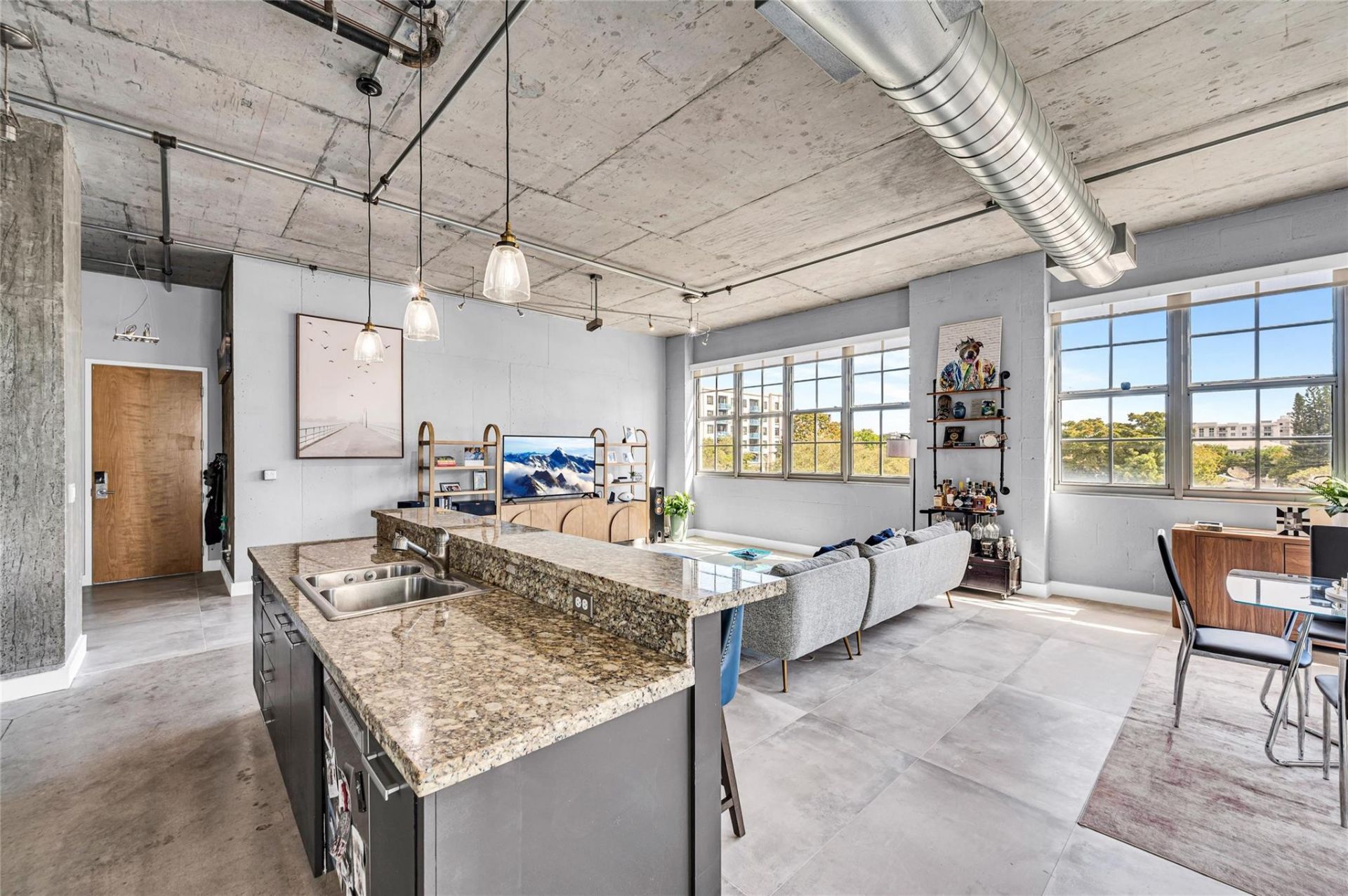 435 N Andrews Avenue, Unit 301, Fort Lauderdale, FL 33301 Photo